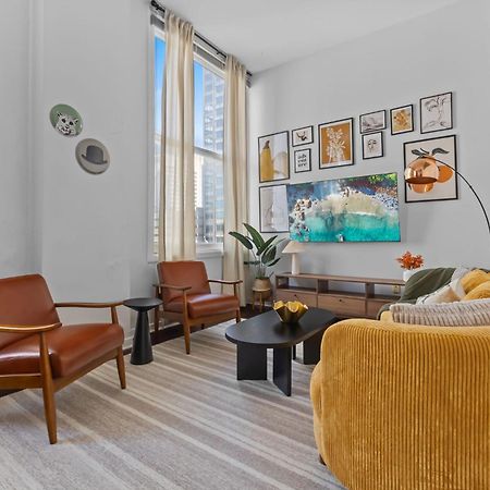 Indy City Loft - Convention Center - Sleeps 7 - Stadium Access インディアナポリス エクステリア 写真