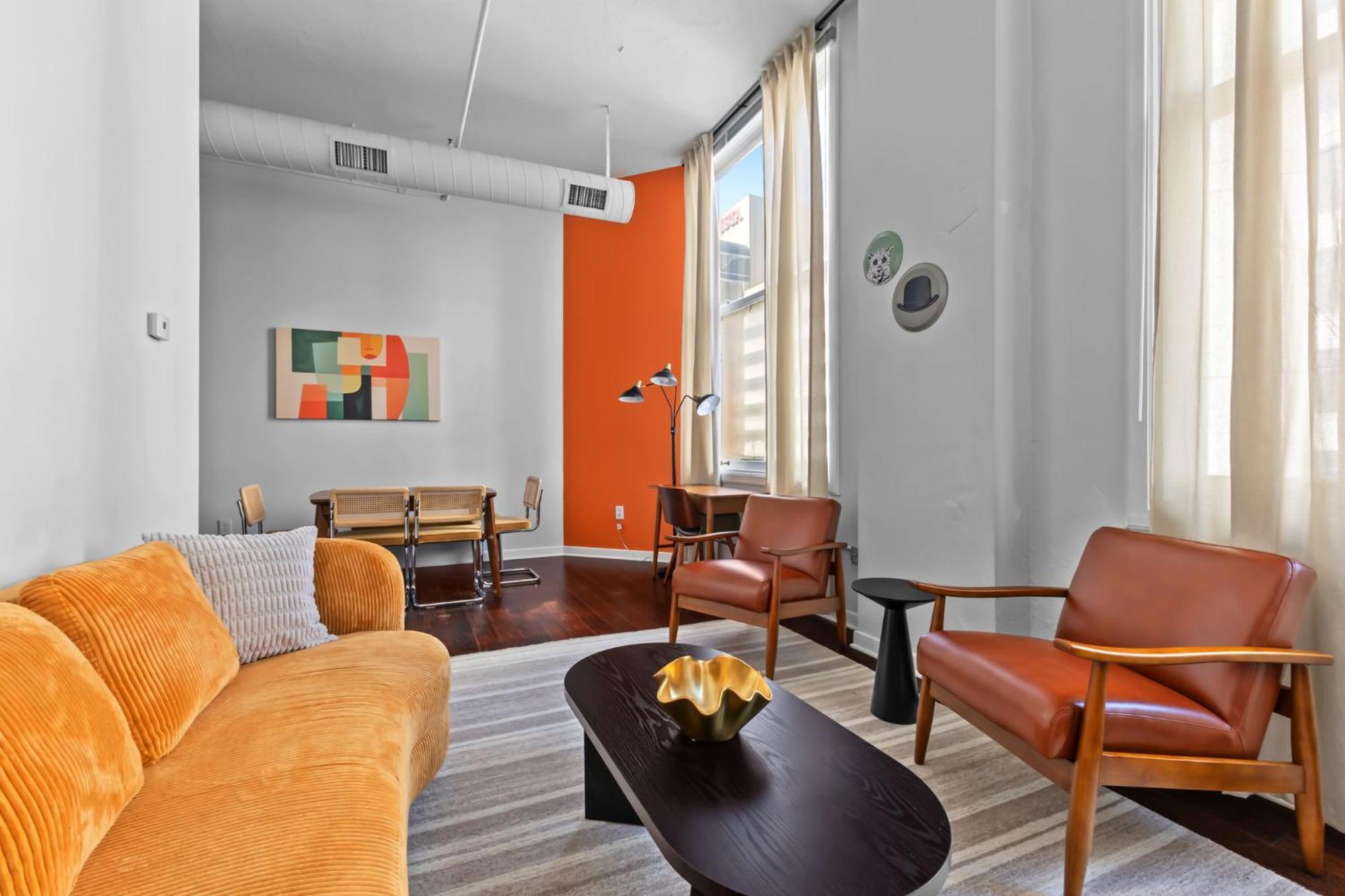 Indy City Loft - Convention Center - Sleeps 7 - Stadium Access インディアナポリス エクステリア 写真